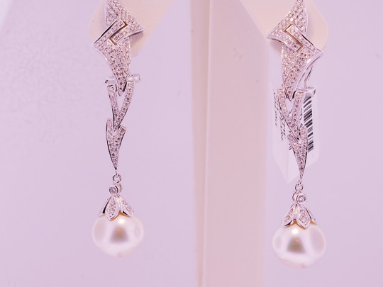 a 48 pearl earrings